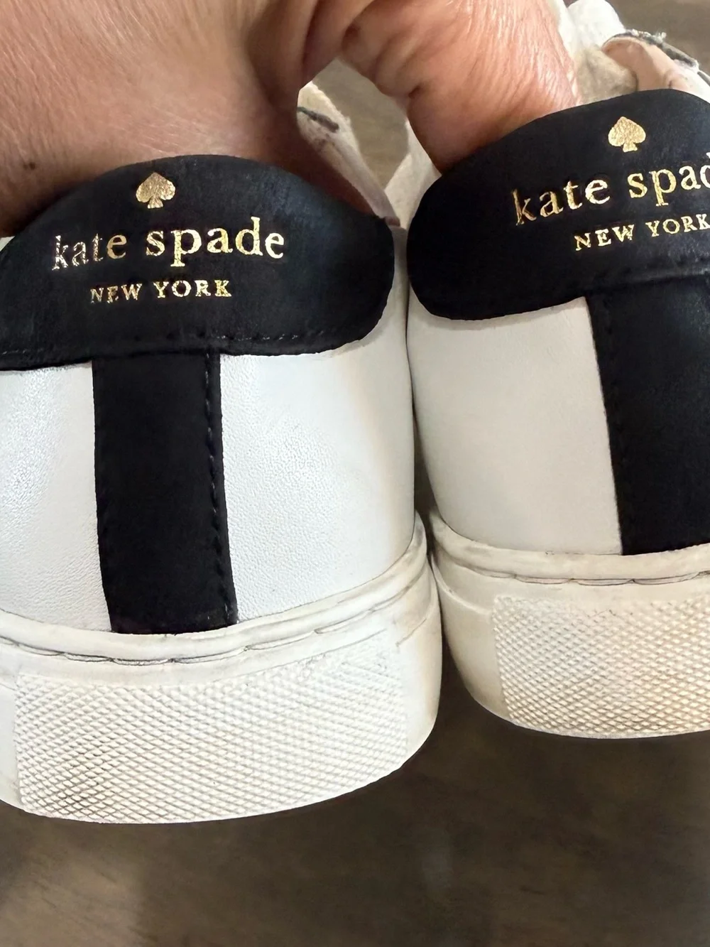 6.5 Kate Spade New York Fez Logo White Black Lace Up Low Top Leather Women’s Sho